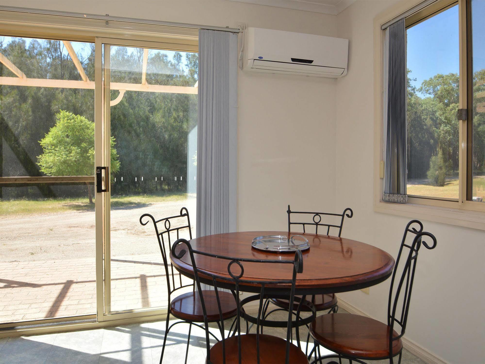 Madigan Wine Country Cottages Ловдейл Екстериор снимка